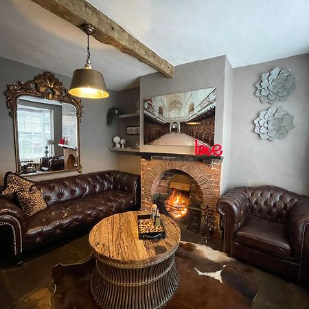 Entire Georgian Luxury Home - 3 Storey- High St Henley-In-Arden -Two Bedrooms-Sleeps 4 Exterior foto