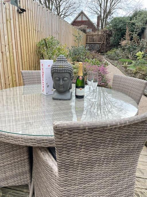 Entire Georgian Luxury Home - 3 Storey- High St Henley-In-Arden -Two Bedrooms-Sleeps 4 Exterior foto