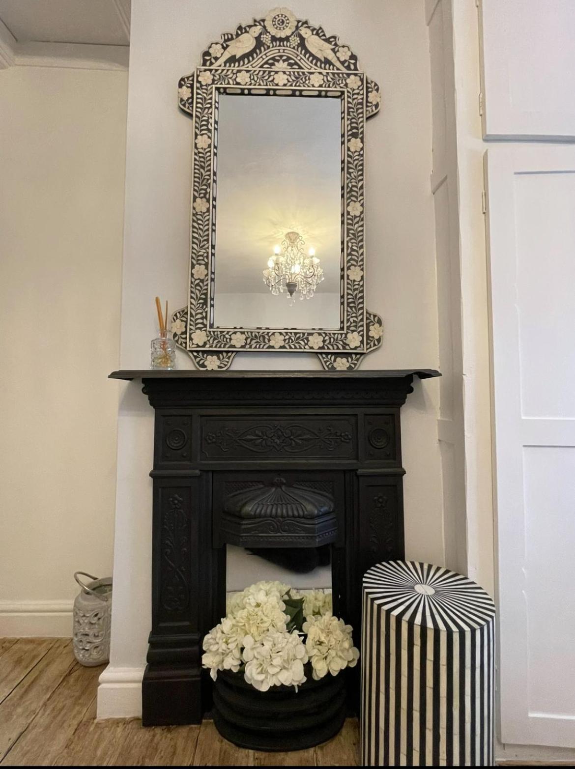 Entire Georgian Luxury Home - 3 Storey- High St Henley-In-Arden -Two Bedrooms-Sleeps 4 Exterior foto
